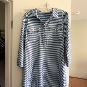Vineyard vines dress